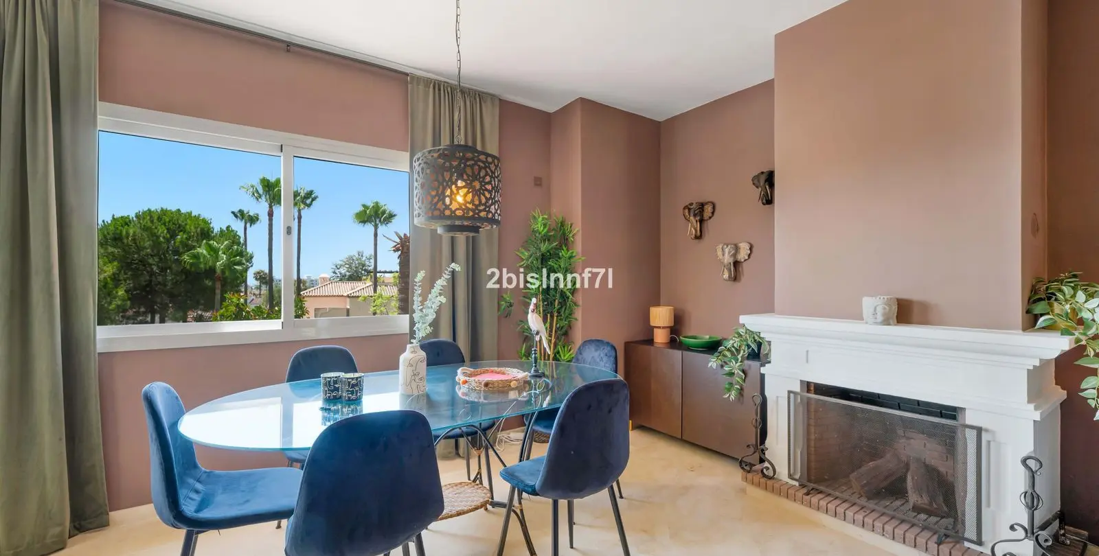 Sale of middle floor apartment in Nueva Andalucía 5