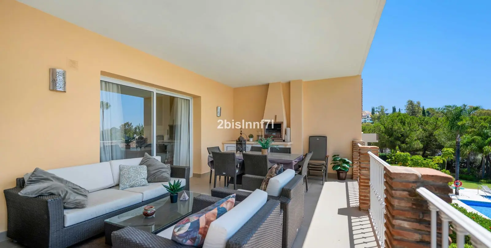 Sale of middle floor apartment in Nueva Andalucía 23