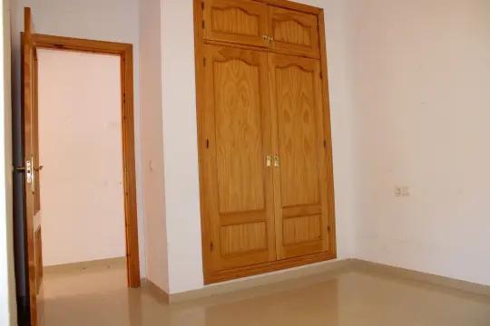 Image 8 thumb