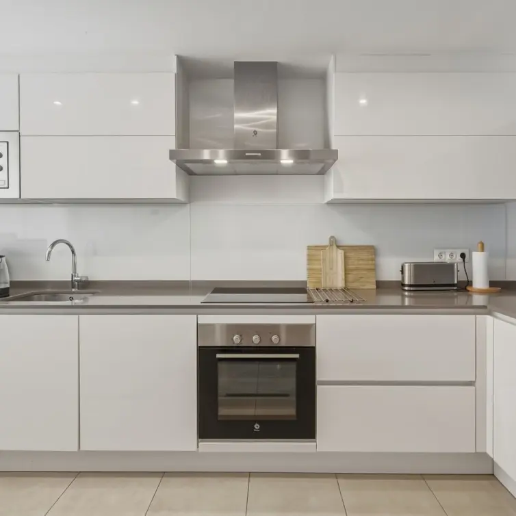 Продажа апартаментов на среднем этаже в San Pedro de Alcántara