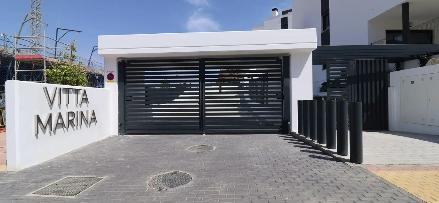 Sale of penthouse in El Chaparral 1