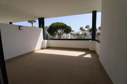 Image 4 thumb