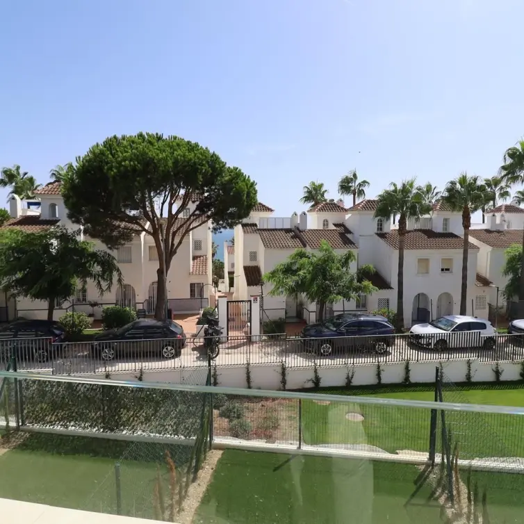 Sale of penthouse in El Chaparral