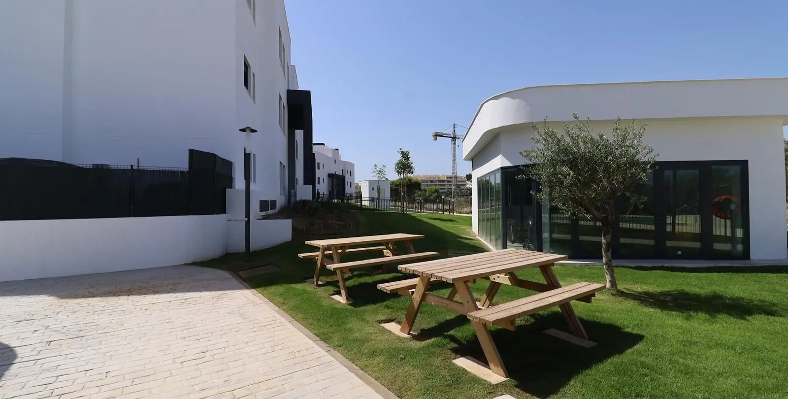 Sale of penthouse in El Chaparral 25