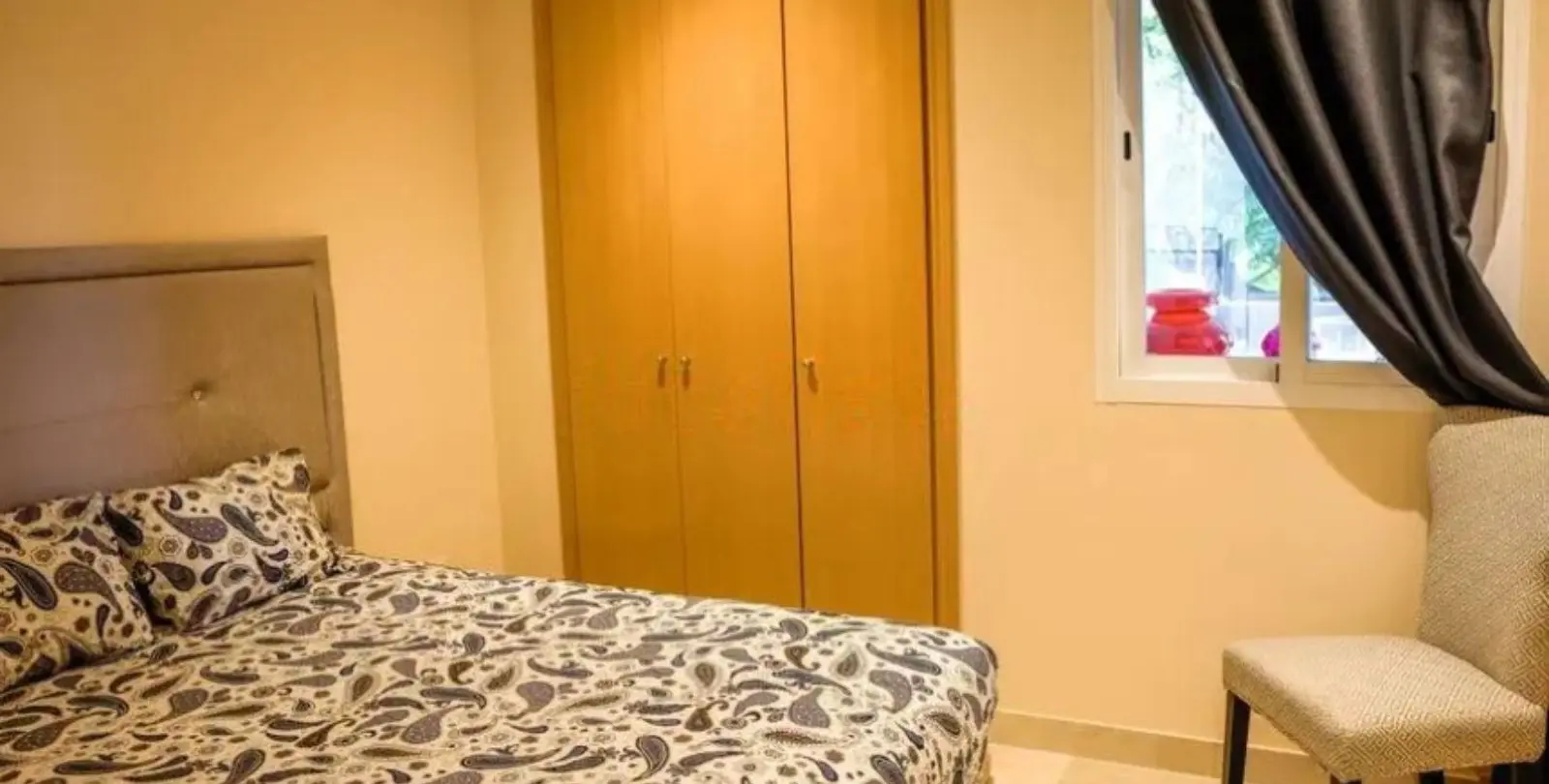 Venta de apartamento en planta media en Selwo 10