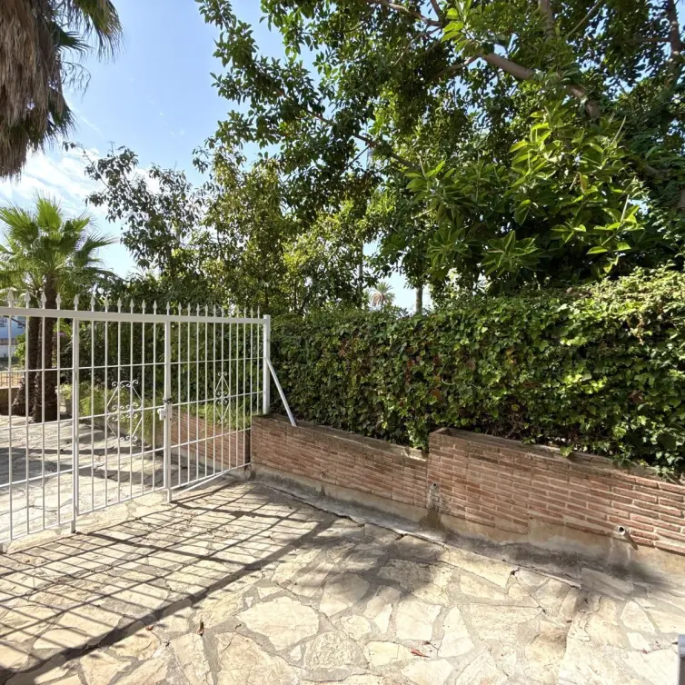 Sale of semi-detached house in San Pedro de Alcántara