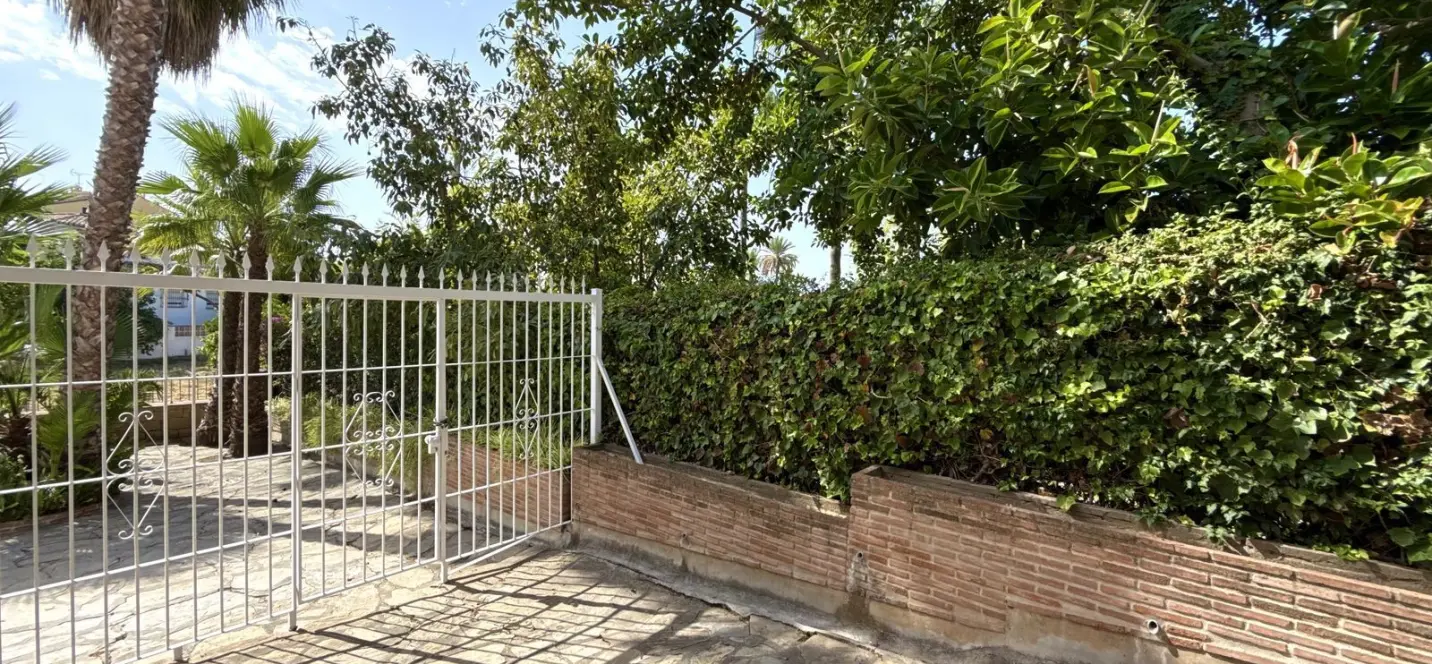 Venta de casa pareada en San Pedro de Alcántara 0