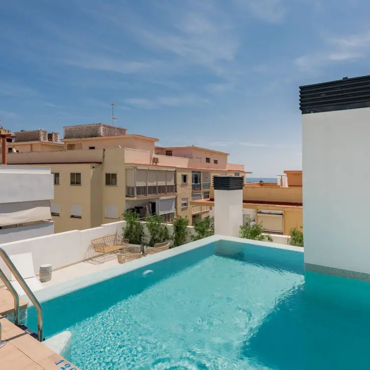 Продажа пентхауса в Estepona