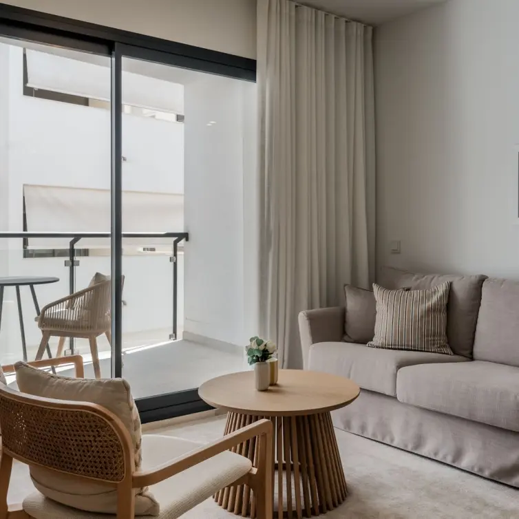 Продажа пентхауса в Estepona