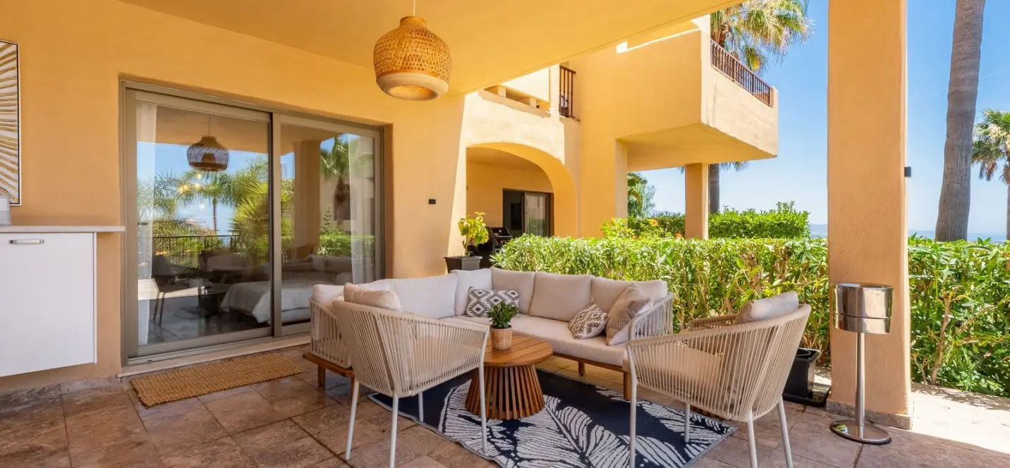 Venta de apartamento en planta media en Benahavís 4