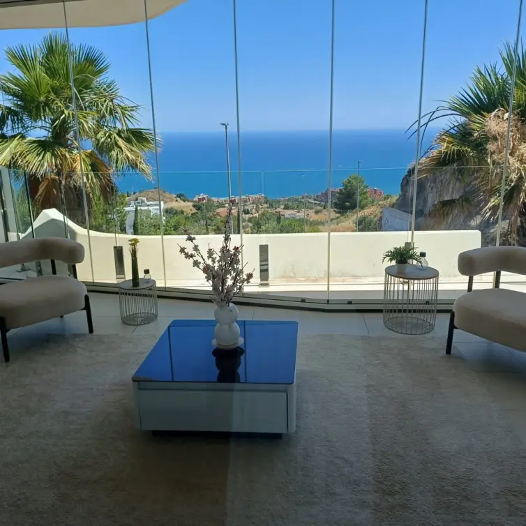 Sale of middle floor apartment in Benalmadena