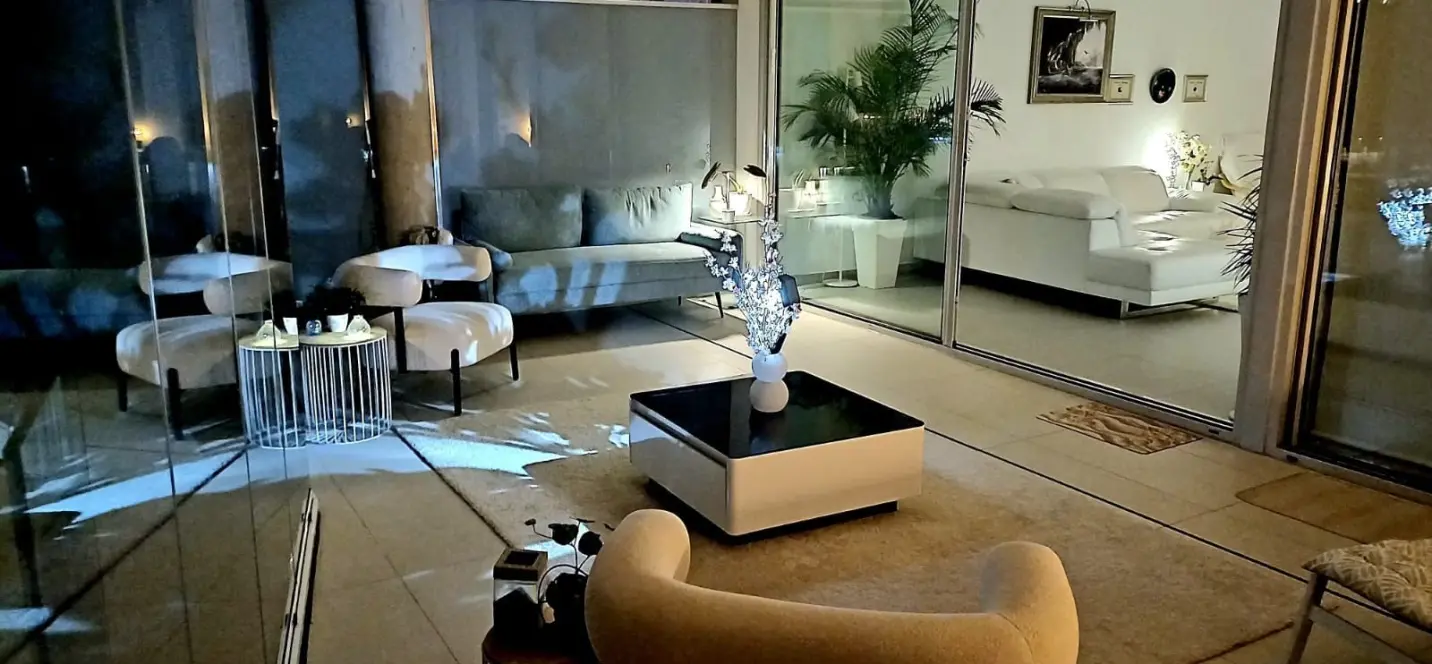 Sale of middle floor apartment in Benalmadena 2