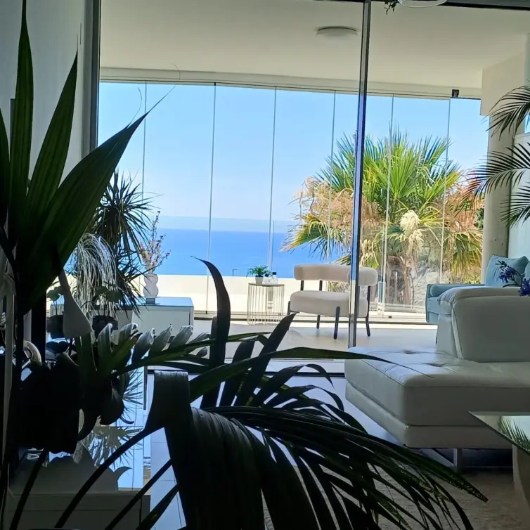 Sale of middle floor apartment in Benalmadena