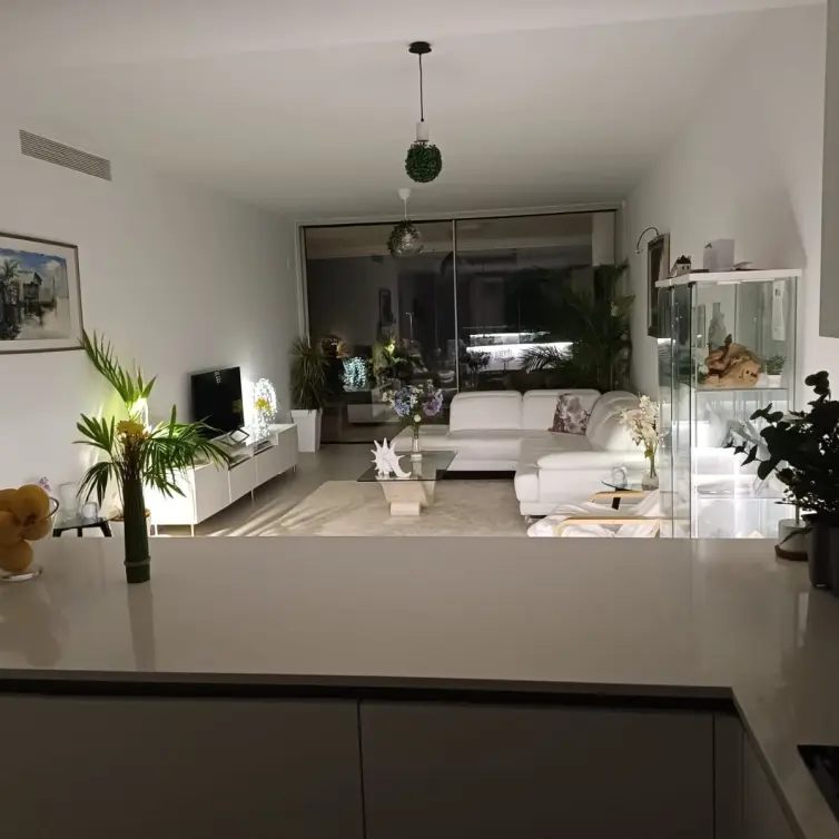 Sale of middle floor apartment in Benalmadena