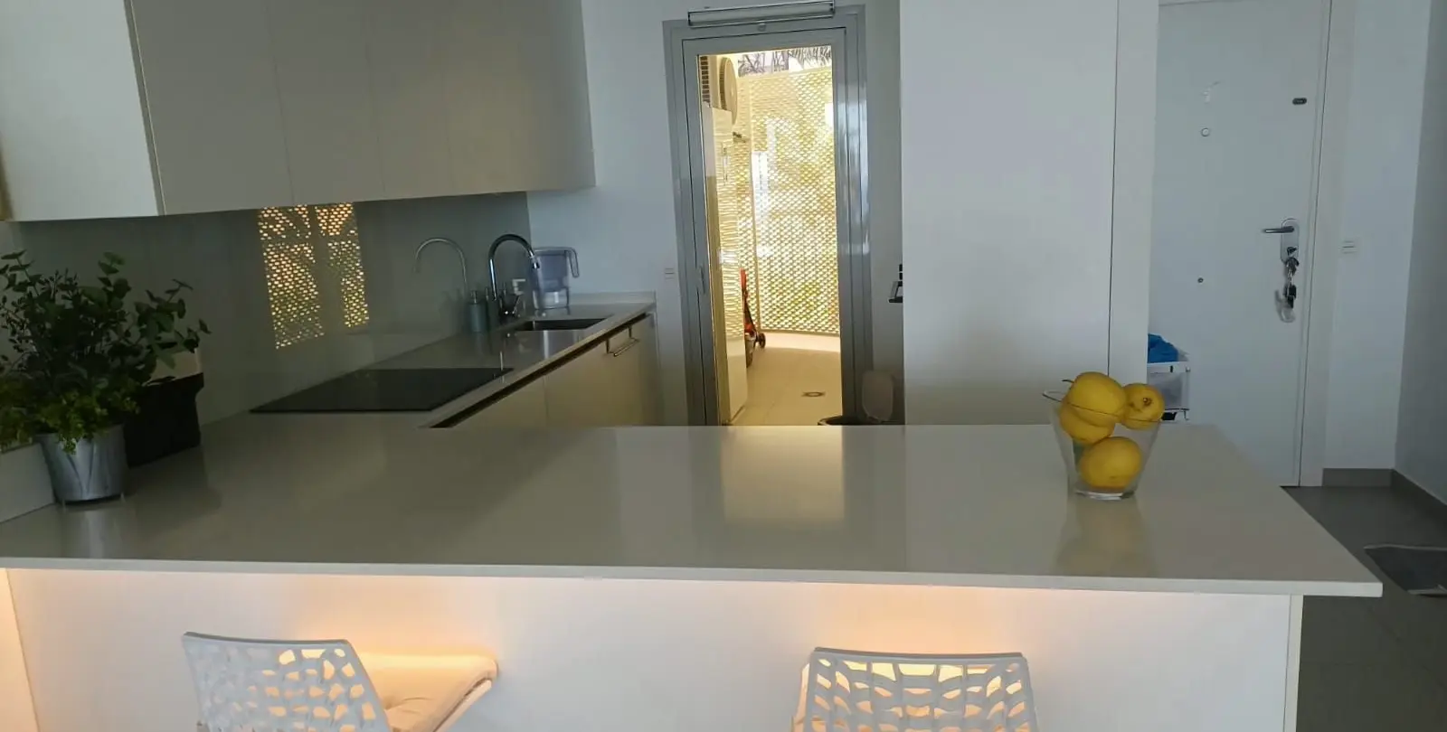Venta de apartamento en planta media en Benalmadena 10