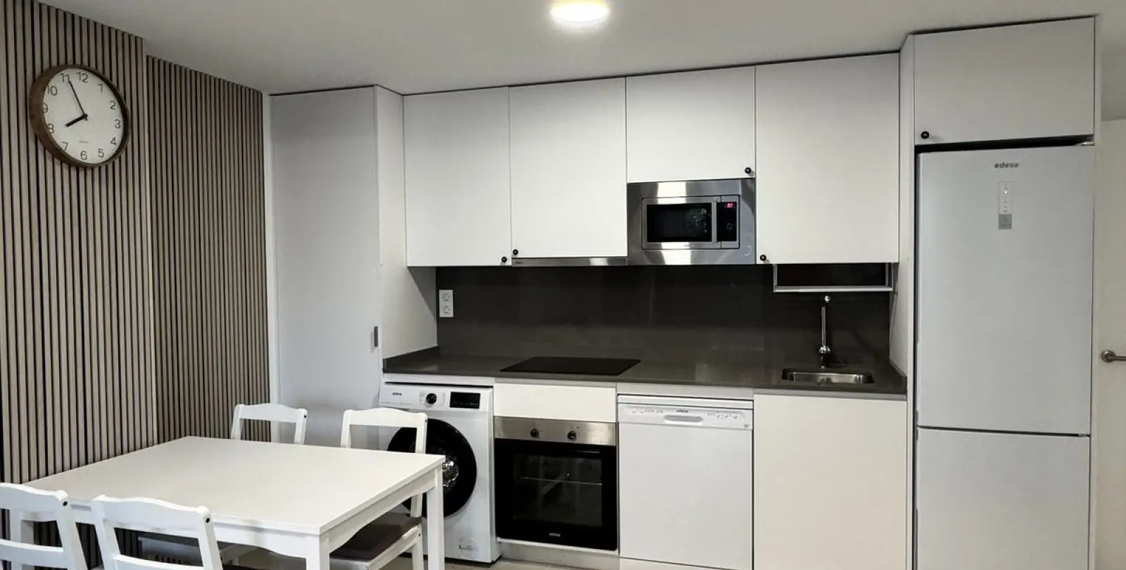 Продажа апартаментов на среднем этаже в Estepona 4