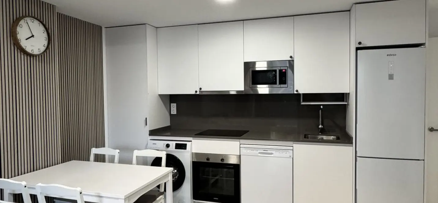 Продажа апартаментов на среднем этаже в Estepona 3