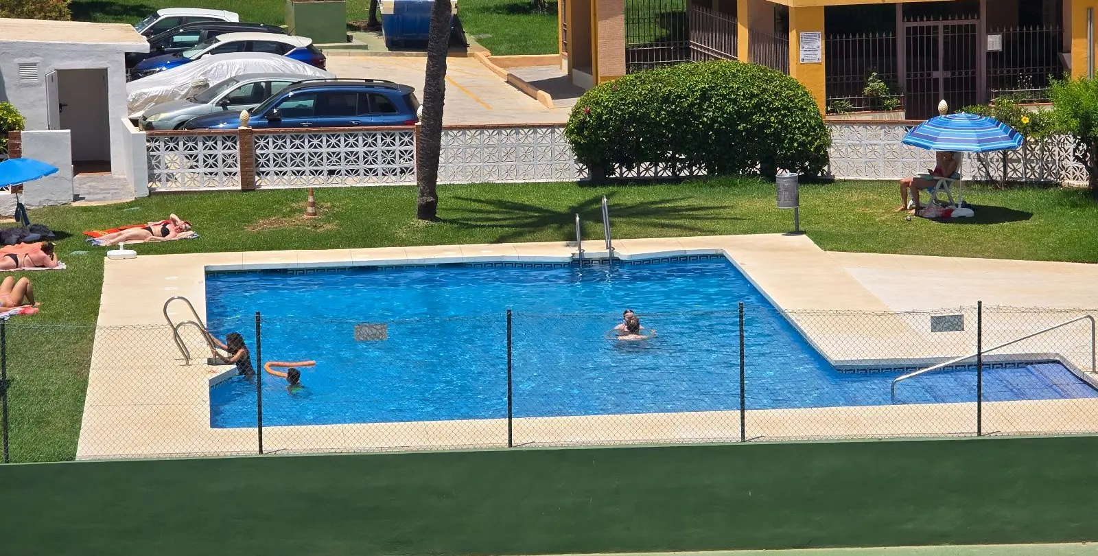 Venta de apartamento en planta baja en Benalmadena 2