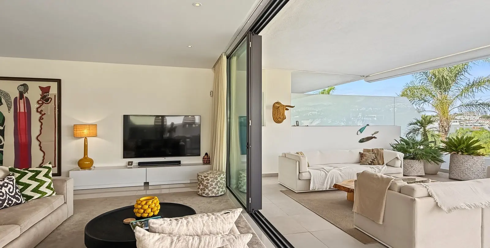 Продажа апартаментов на среднем этаже в Estepona 4