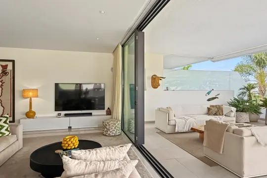 Image 4 thumb