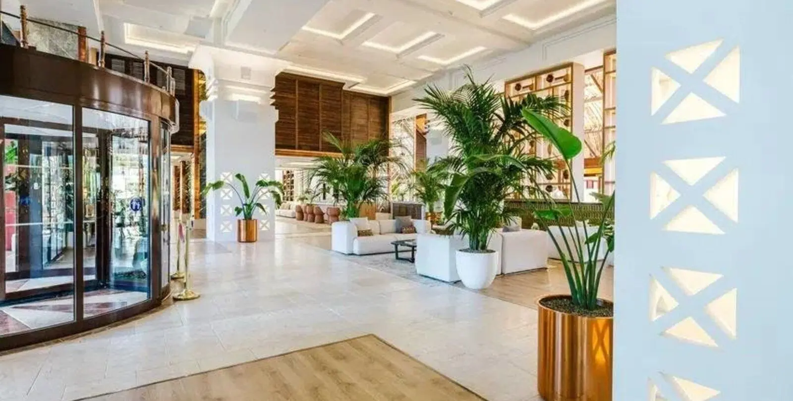 Sale of middle floor apartment in Estepona 20