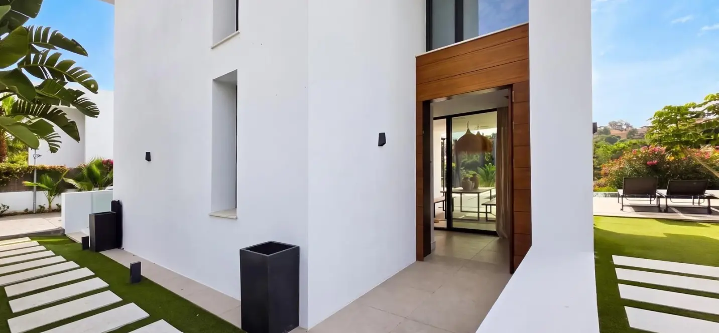 Venta de villa independiente en El Paraiso 0