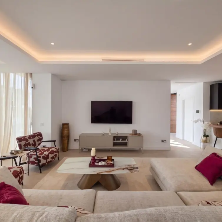 Venta de villa independiente en El Paraiso