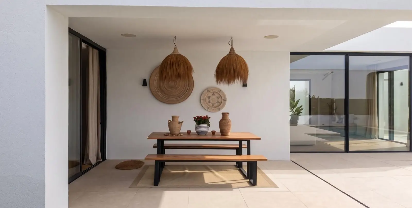 Venta de villa independiente en El Paraiso 14
