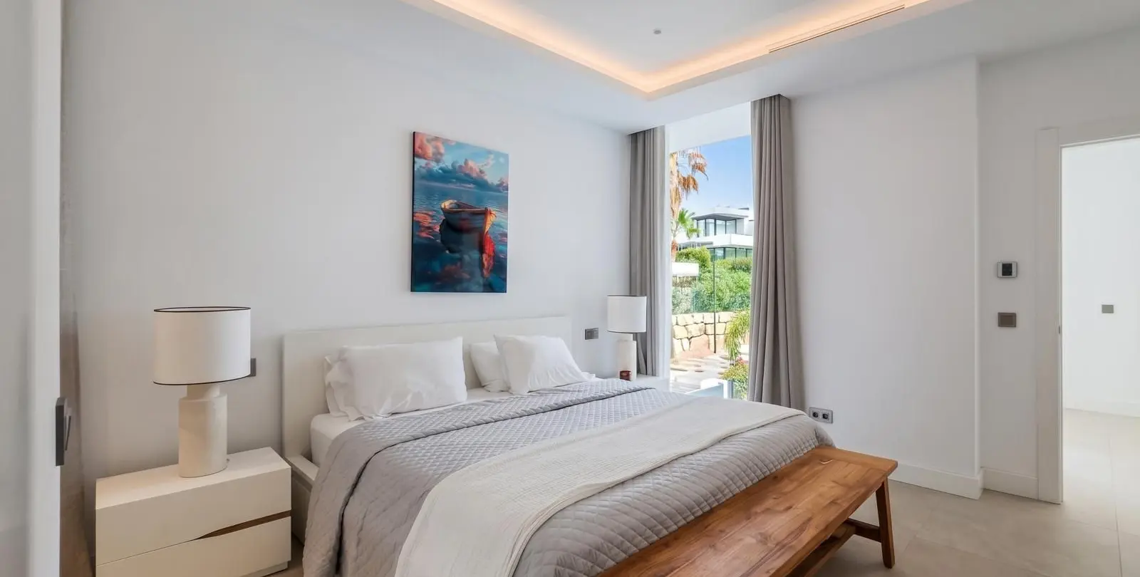 Venta de villa independiente en El Paraiso 21