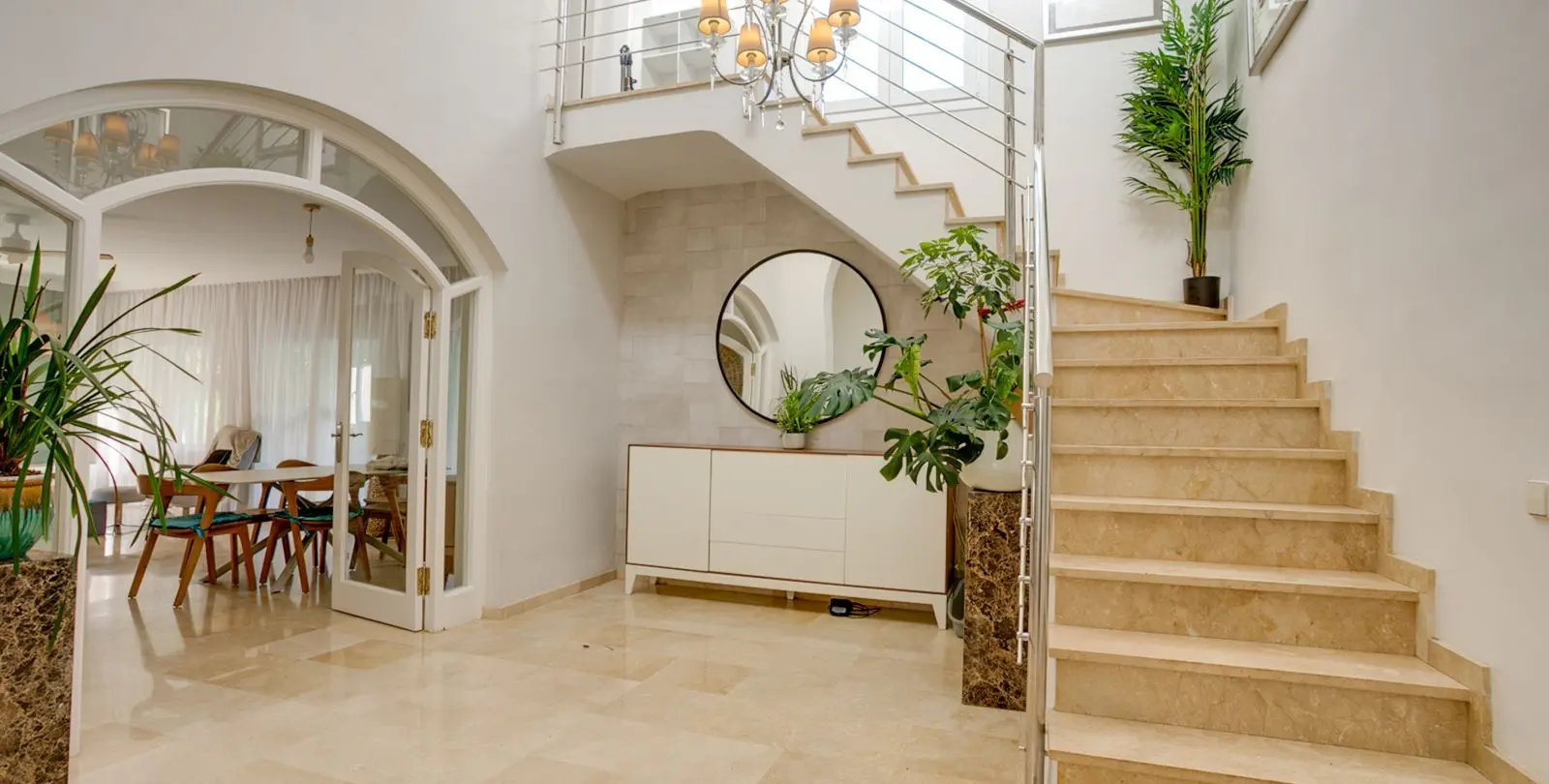 Venta de villa independiente en El Paraiso 2