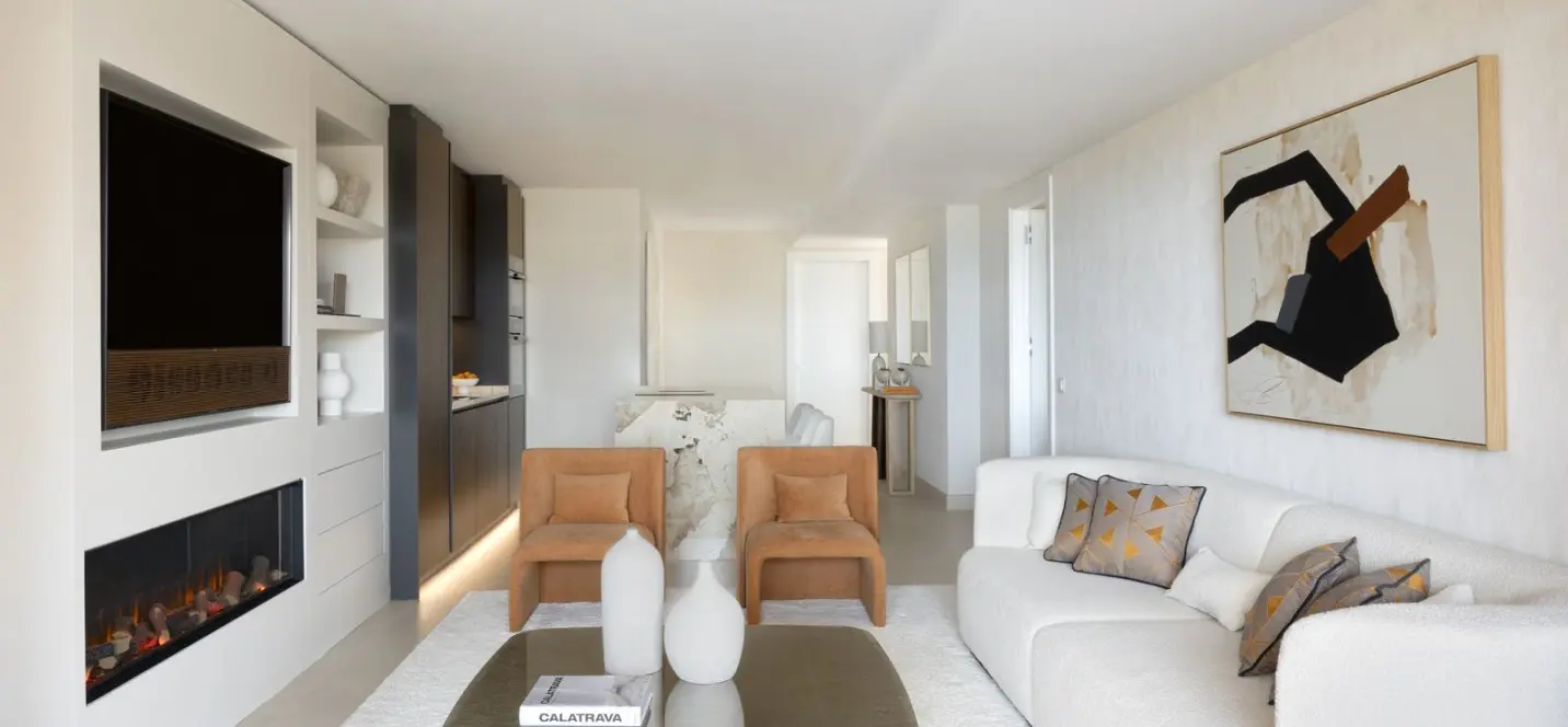 Venta de apartamento en planta media en New Golden Mile 4