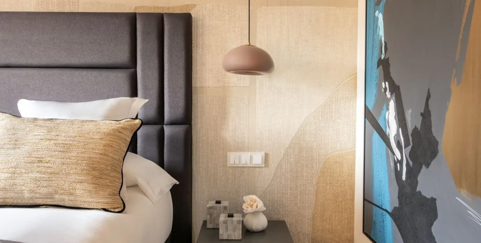 Продажа апартаментов на среднем этаже в New Golden Mile 15