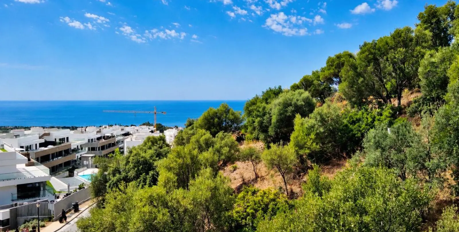 Venta de villa independiente en Altos de los Monteros 7