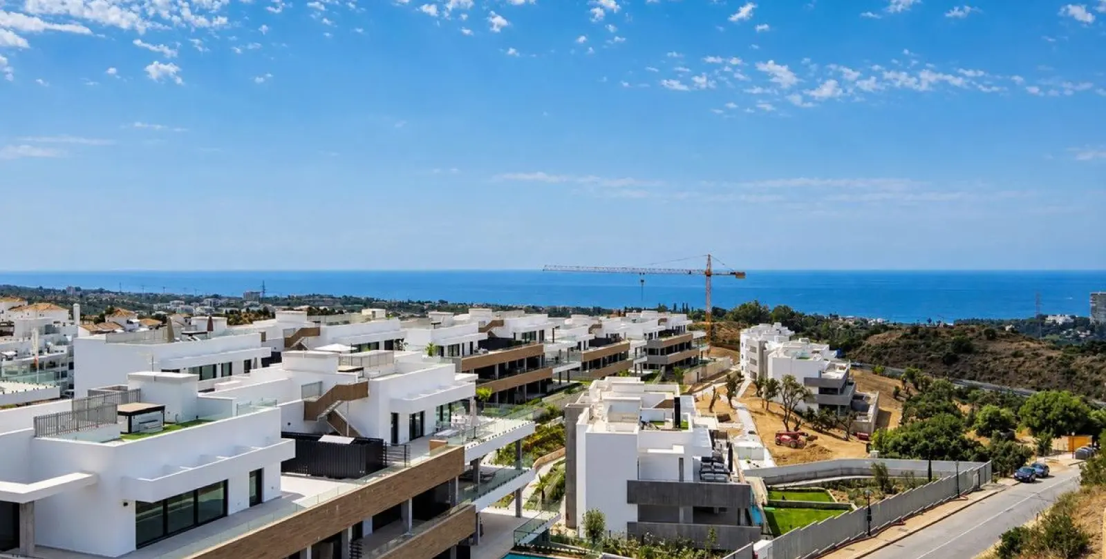 Venta de villa independiente en Altos de los Monteros 8
