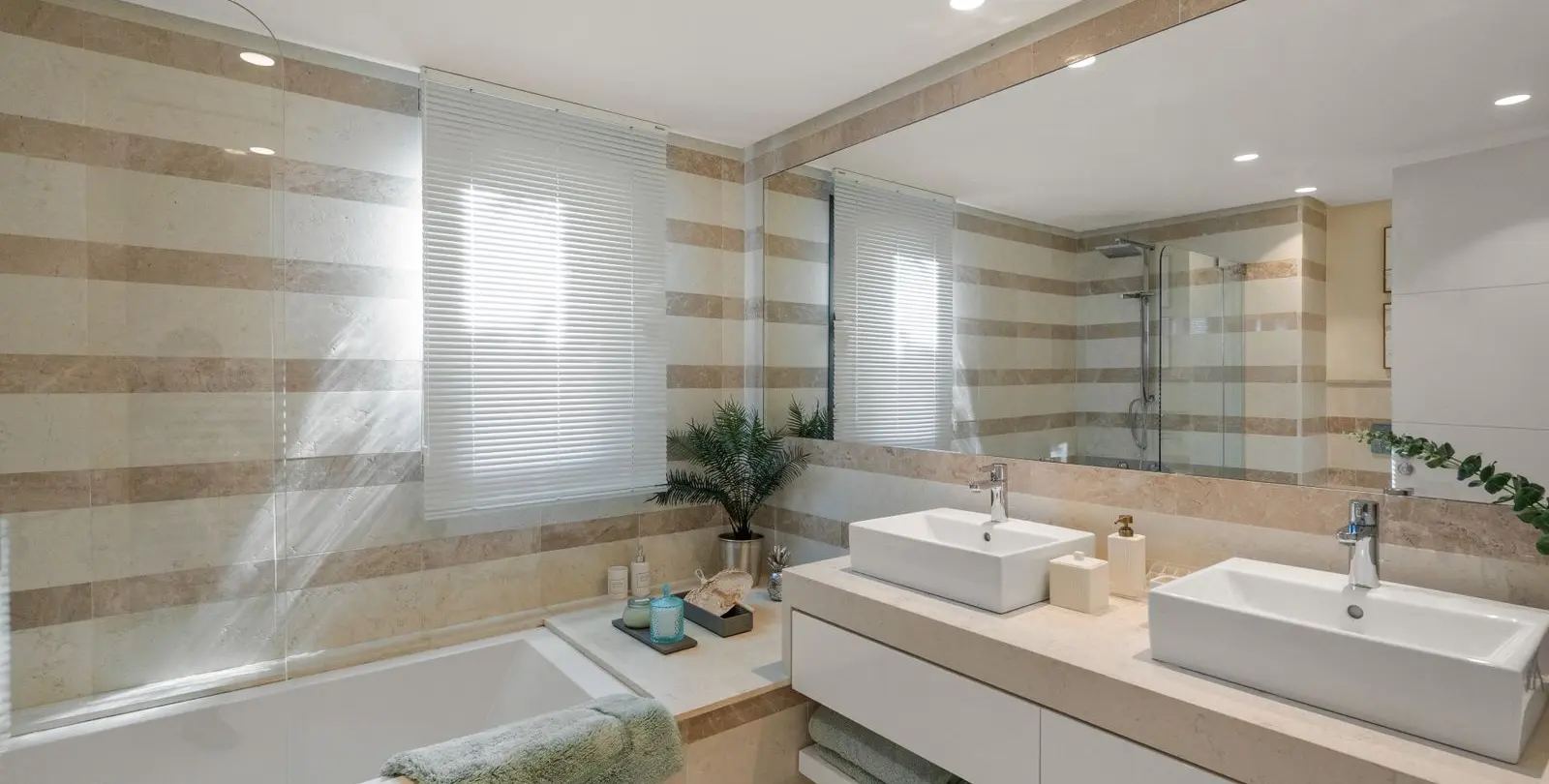 Venta de casa pareada en The Golden Mile 25