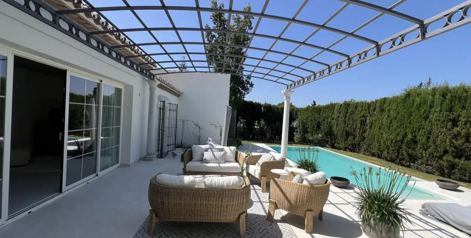 Venta de villa independiente en Guadalmina Alta 1