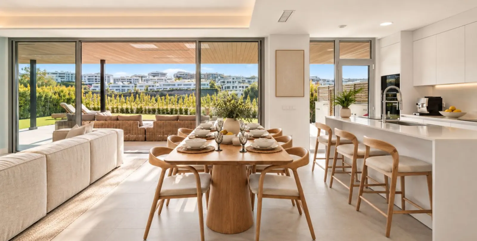 Alquiler a largo plazo de apartamento en planta baja en Santa Clara 3
