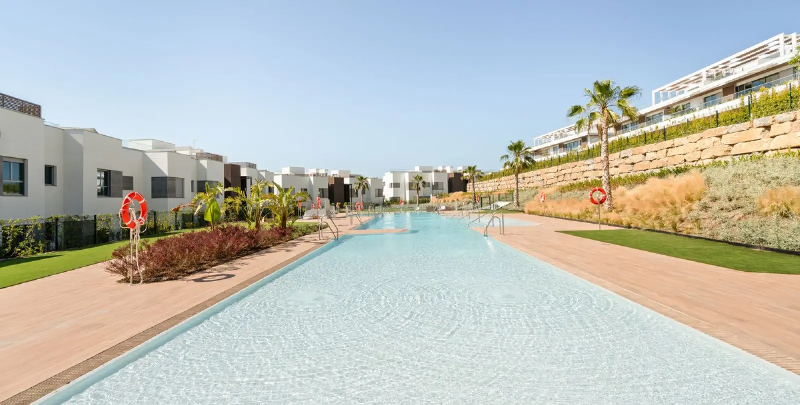 Alquiler a largo plazo de apartamento en planta baja en Santa Clara 17