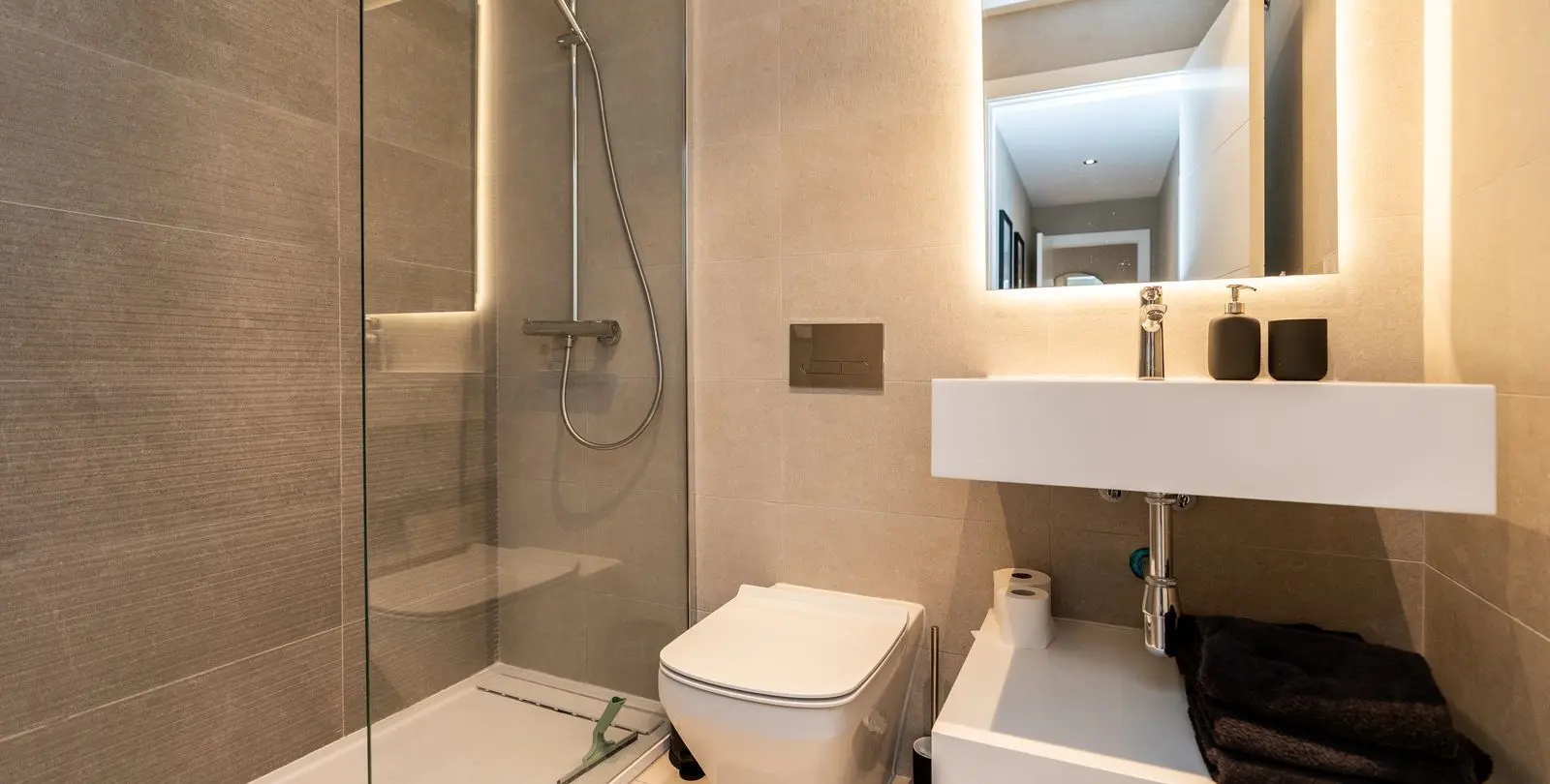 Venta de apartamento en planta media en Mijas Costa 7