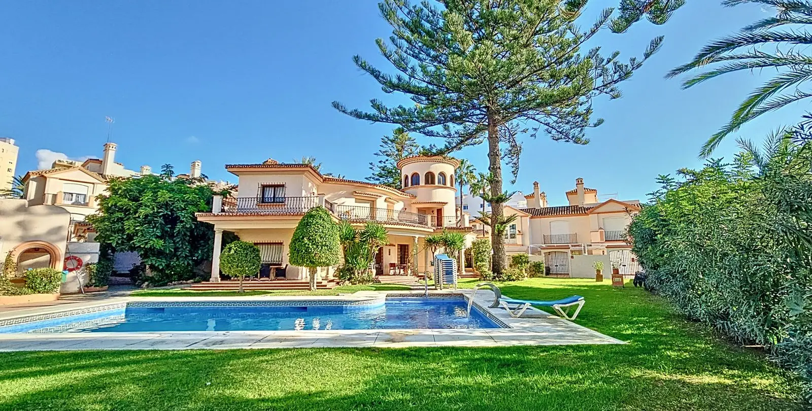 Venta de adosado en Estepona 3