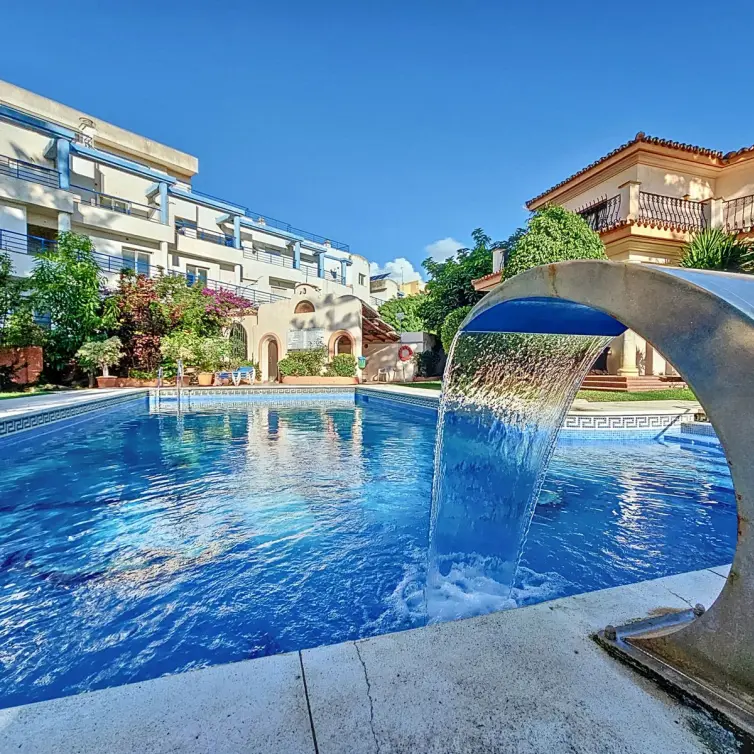 Venta de adosado en Estepona