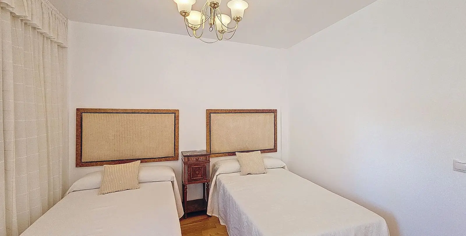 Venta de adosado en Estepona 23