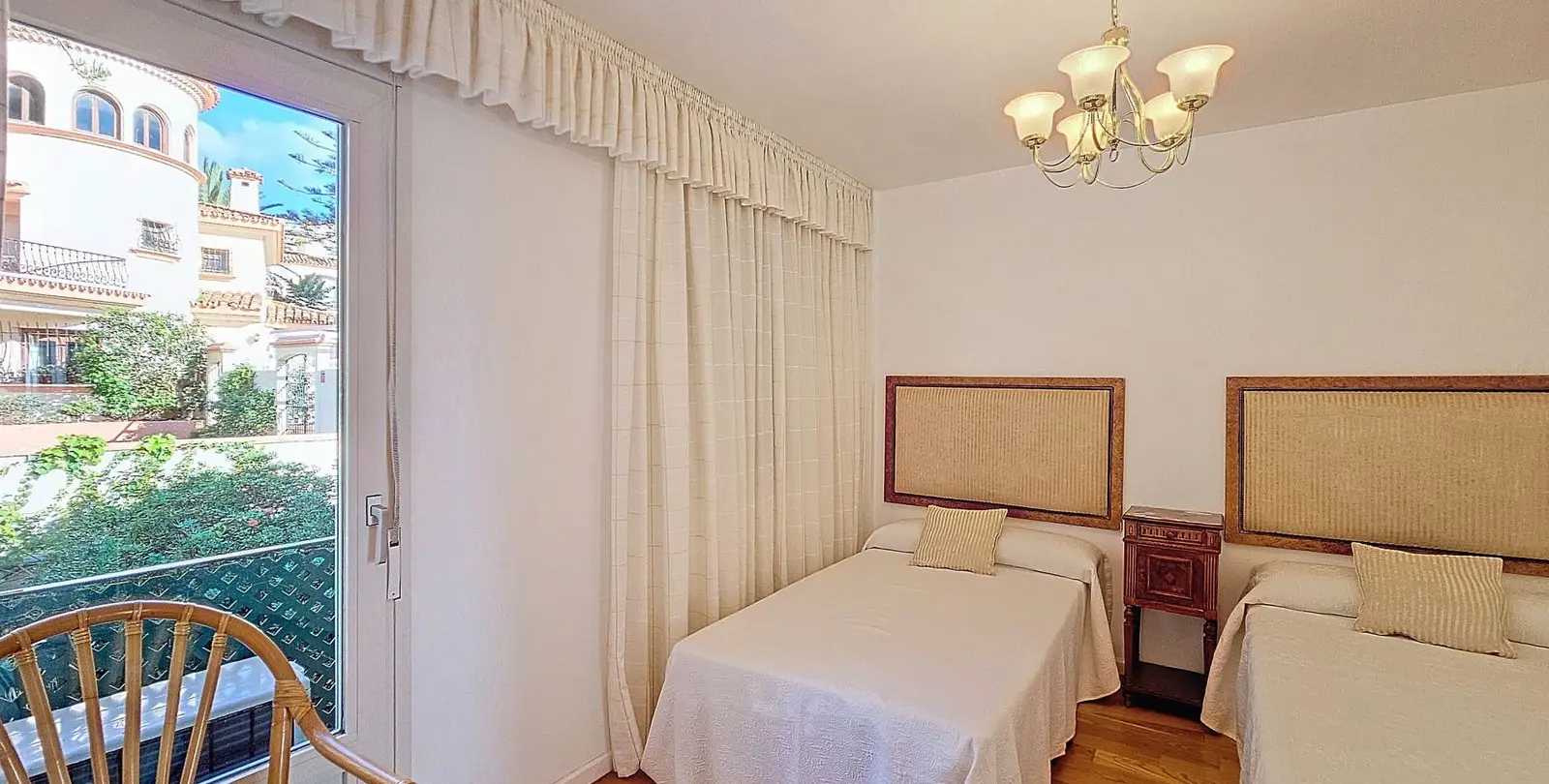Venta de adosado en Estepona 24