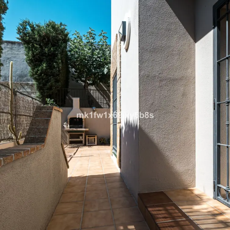 Venta de villa independiente en Alhaurín de la Torre