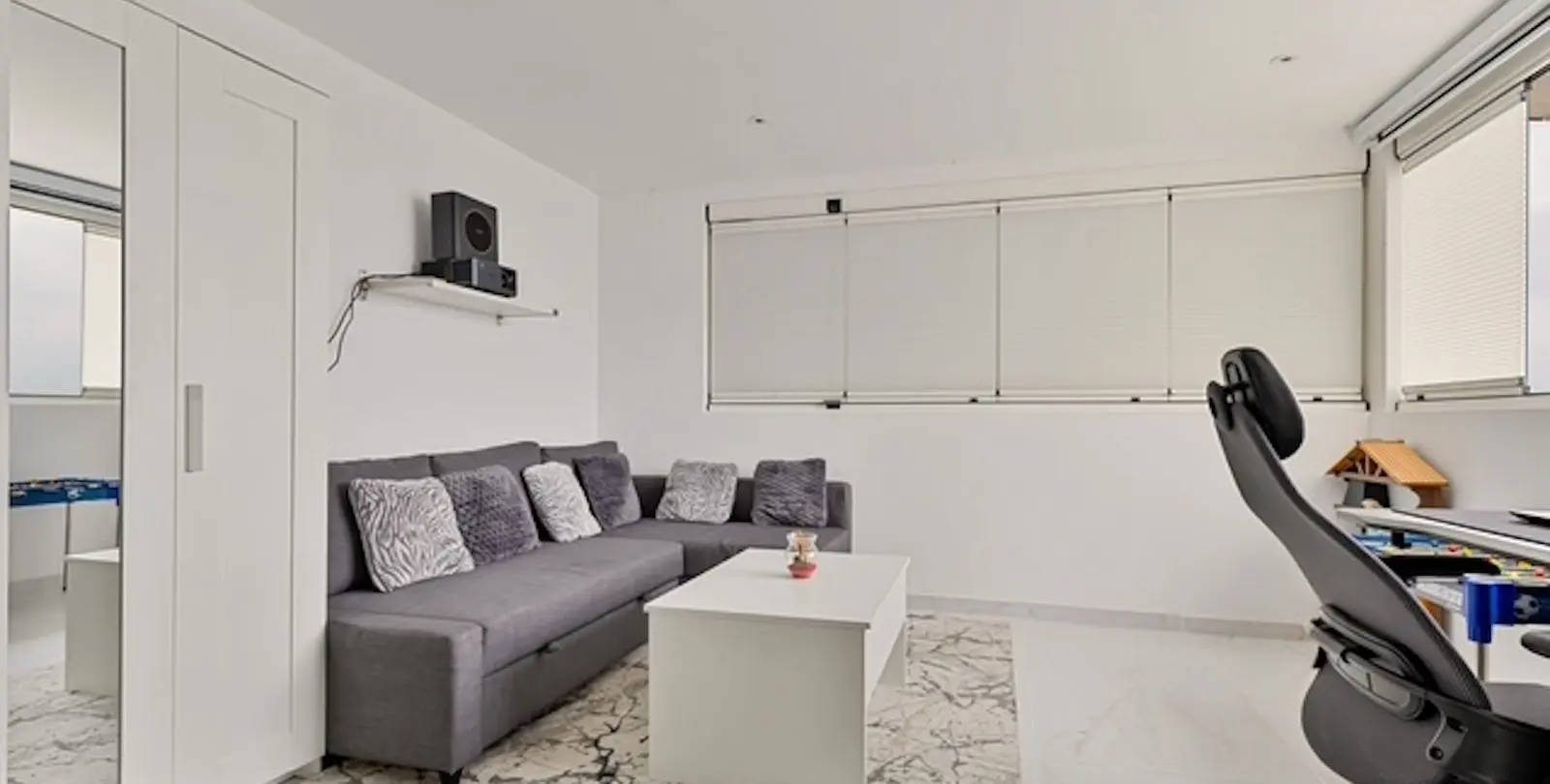 Venta de local comercial en Marbella 28