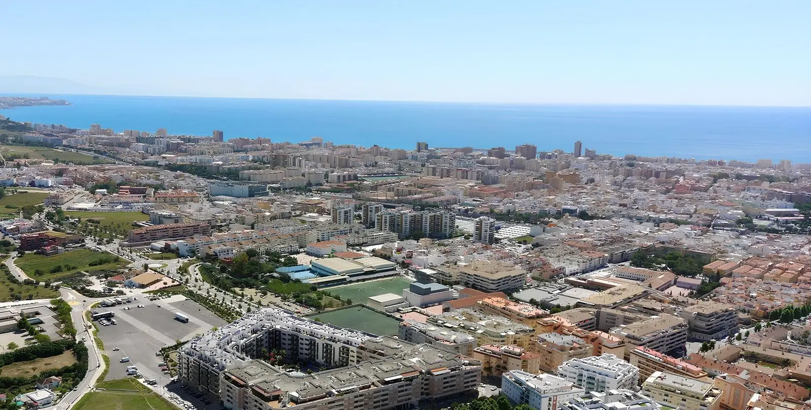 Venta de apartamento en planta media en Las Lagunas 53