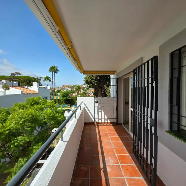 Venta de ático en Aloha