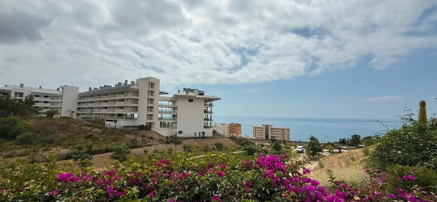 Sale of ground floor apartment in Fuengirola 0