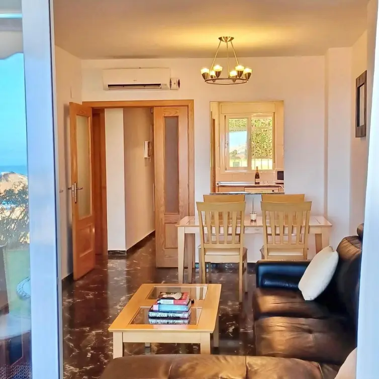 Sale of ground floor apartment in Fuengirola