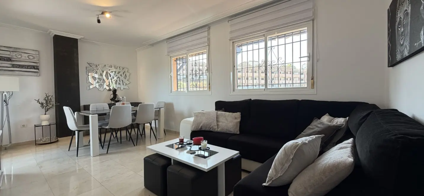 Venta de ático dúplex en Casares 4